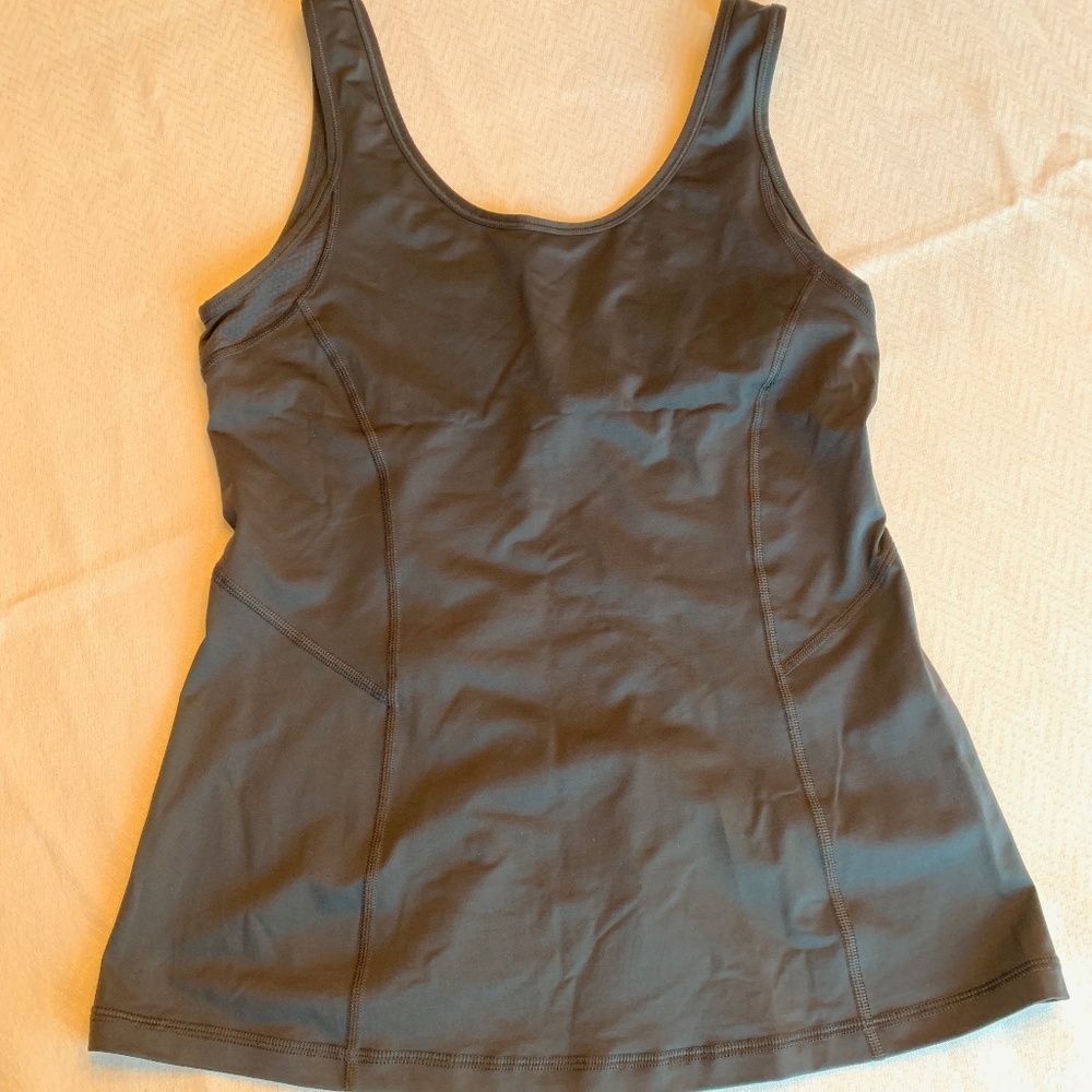 Lululemon Tank, Size 8, Black